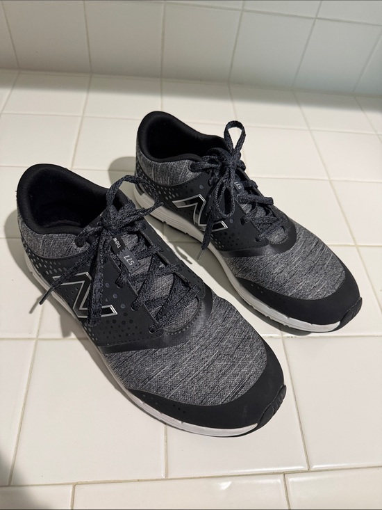 New Balance Shoes - New Balance Black & Gray Women’s Sneakers